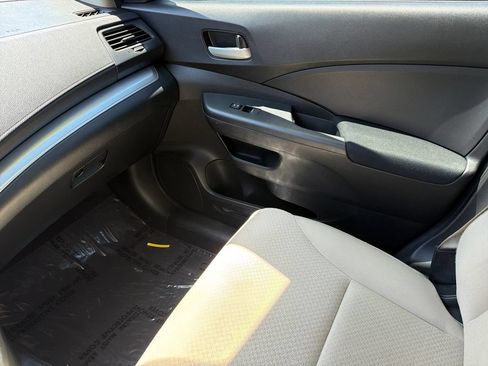 Used 2016 Honda CR-V LX image 26