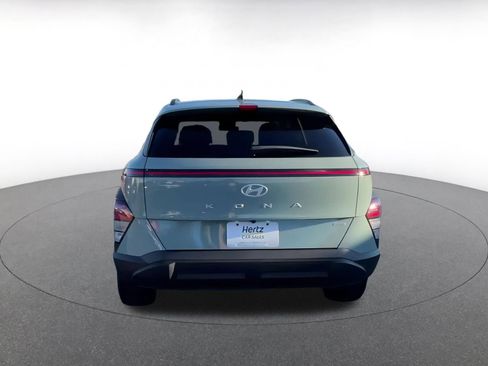 Used 2025 Hyundai Kona SEL image 12