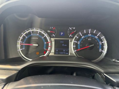 Used 2019 Toyota 4Runner TRD Off-Road Premium AWD/4WD image 22
