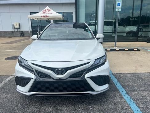 Used 2022 Toyota Camry XSE w/ Navigation Package AWD/4WD image 2