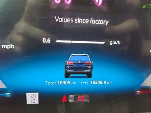 Used 2026 BMW X7 M60i AWD/4WD image 41