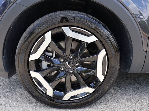 Used 2025 Kia Telluride S FWD image 15
