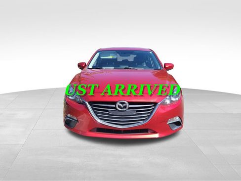 Used 2016 MAZDA MAZDA3 i Sport w/ Preferred Equipment Package FWD image 2