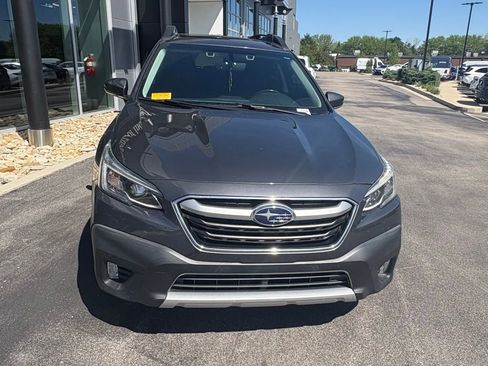 Used 2020 Subaru Outback Limited AWD/4WD image 3