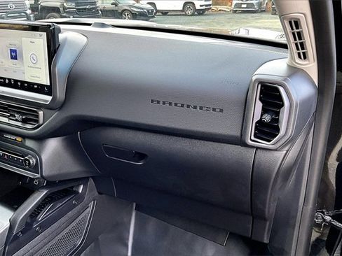 Used 2025 Ford Bronco Sport Badlands image 23