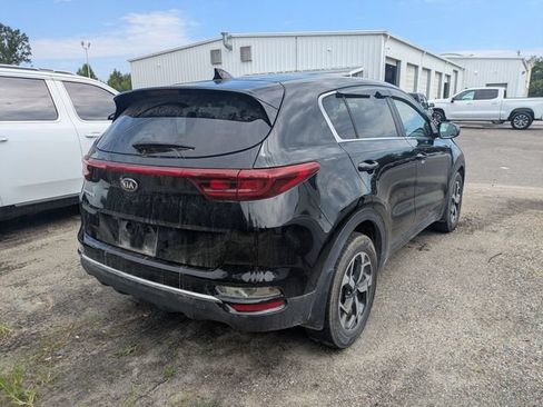 Used 2022 Kia Sportage LX FWD image 2