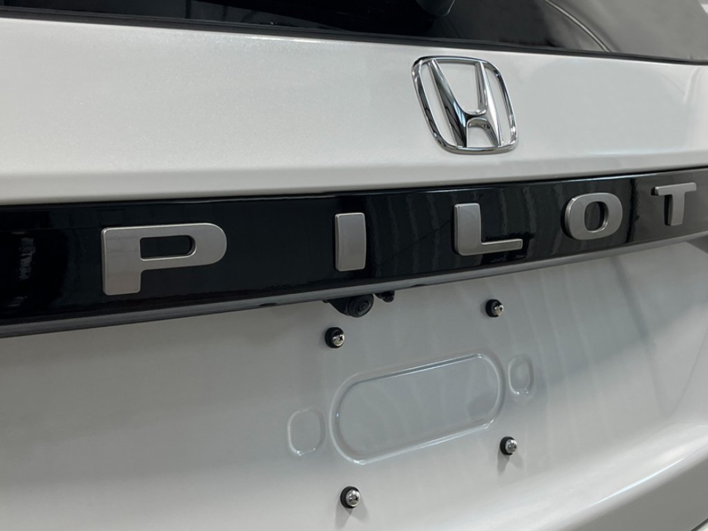 New 2026 Honda Pilot Elite image 9