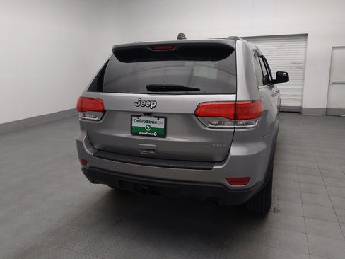 Used 2017 Jeep Grand Cherokee Laredo w/ Quick Order Package 2BE RWD image 7