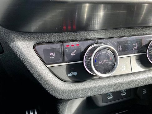 Certified 2025 Acura ADX A-Spec image 31