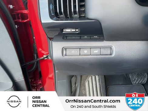 New 2026 Nissan Pathfinder SV image 18