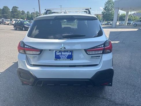 New 2025 Mitsubishi Outlander Sport LE image 4