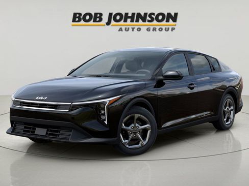 Used 2026 Kia K4 FWD image 1