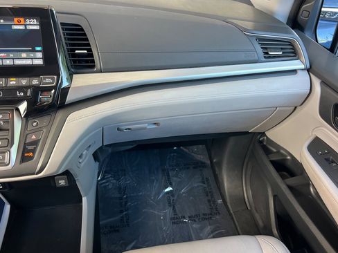 Used 2023 Honda Odyssey EX-L image 29