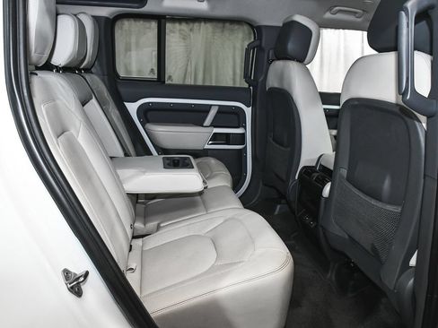 Used 2023 Land Rover Defender 110 S AWD/4WD image 47