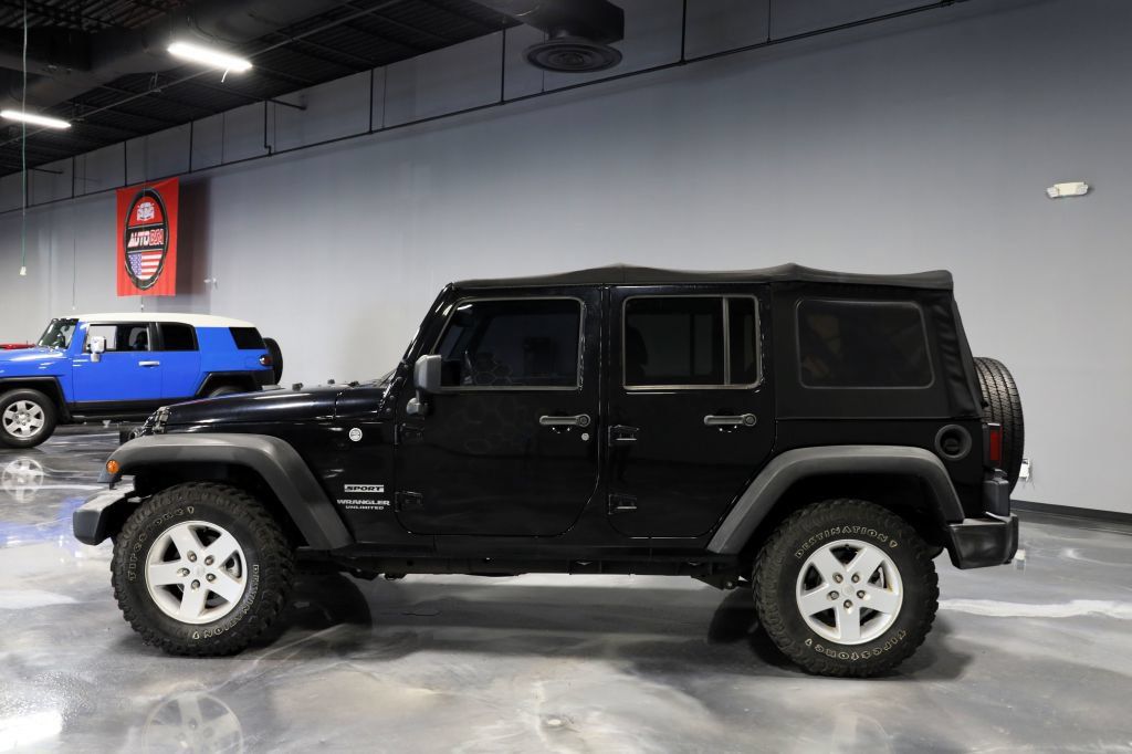 Used 2017 Jeep Wrangler Unlimited Sport w/ Quick Order Package 24S AWD/4WD image 4