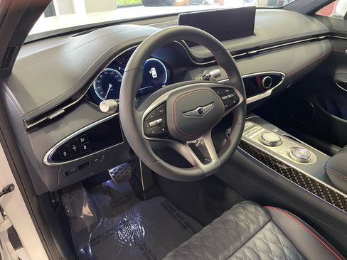 Used 2025 Genesis GV70 3.5T Sport w/ Sport Prestige Package AWD/4WD image 25