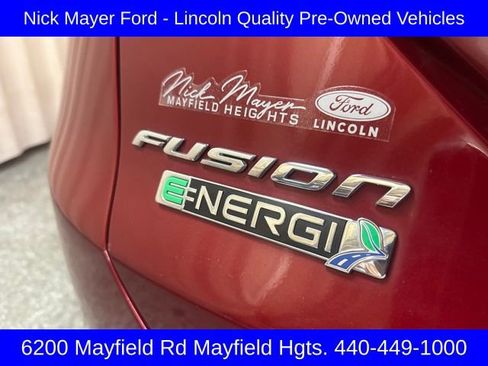 Used 2017 Ford Fusion Energi SE image 8