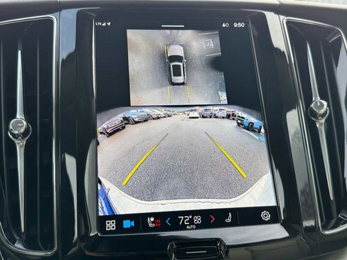 Used 2025 Volvo XC60 B5 Plus w/ Protection Package Premier image 26