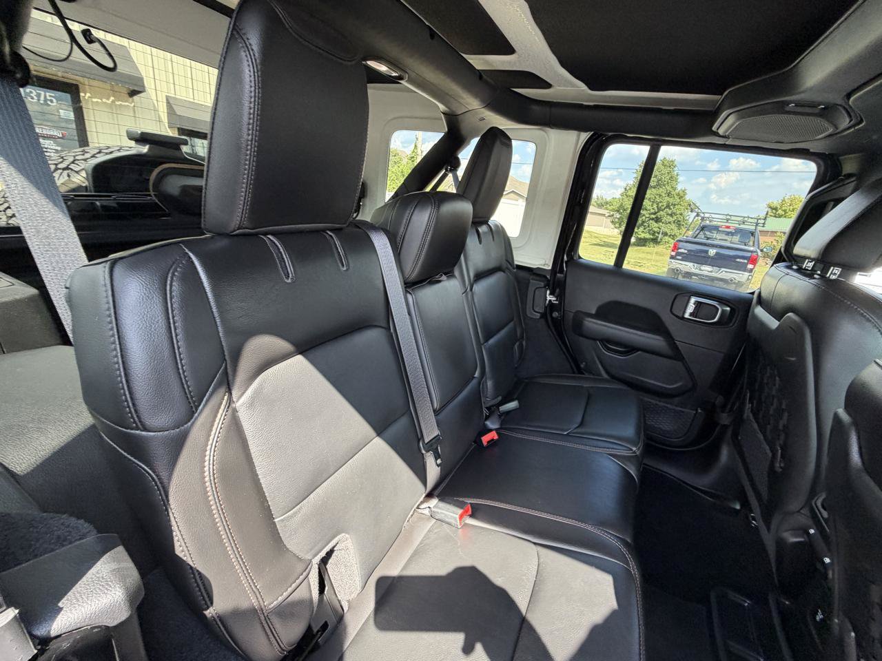 Used 2023 Jeep Wrangler Unlimited Rubicon 392 w/ Dual Top Group AWD/4WD image 40