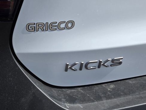 New 2026 Nissan Kicks SV image 10