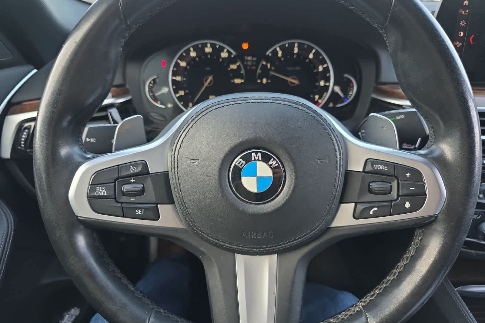 Used 2019 BMW 540i w/ M Sport Package RWD image 23