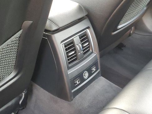 Used 2018 BMW 340i xDrive Sedan image 27