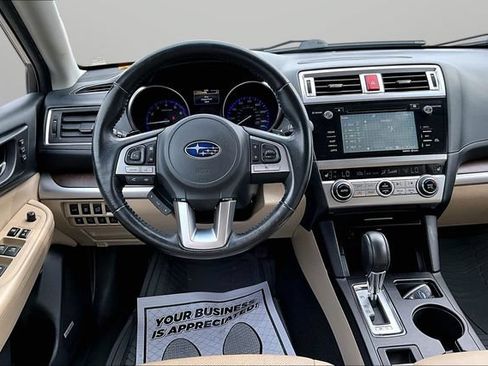 Used 2015 Subaru Outback 2.5i Limited AWD/4WD image 5