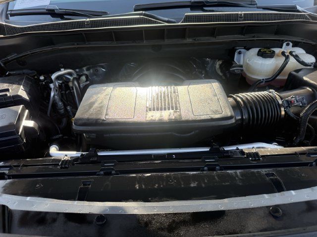 Certified 2025 Chevrolet Tahoe RST w/ RST Capability Package AWD/4WD image 28