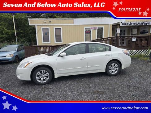 Used 2010 Nissan Altima 2.5 S w/ Convenience Pkg FWD image 1
