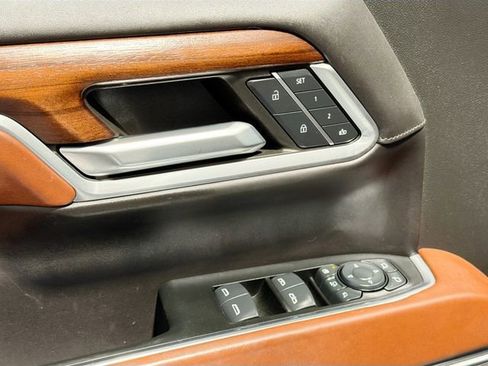 Certified 2024 GMC Sierra 2500 Denali Ultimate w/ Max Trailering Package image 17