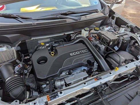 Used 2022 Chevrolet Equinox LT image 27