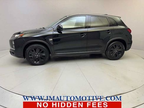 Used 2025 Mitsubishi Outlander Sport LE AWD/4WD image 2