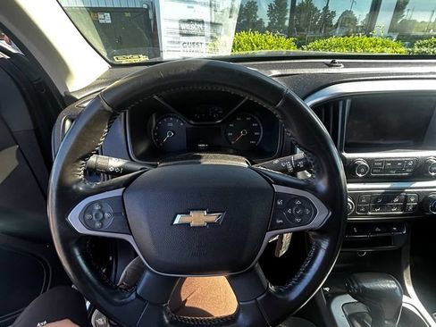Used 2017 Chevrolet Colorado LT w/ LT Convenience Package AWD/4WD image 5