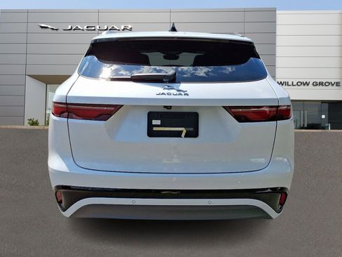 Used 2025 Jaguar F-PACE R-Dynamic S AWD/4WD image 7