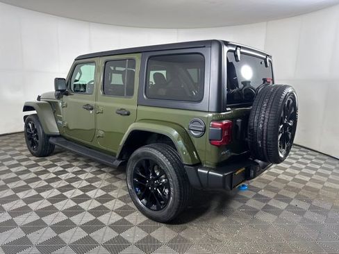 Used 2023 Jeep Wrangler Unlimited Sahara image 5