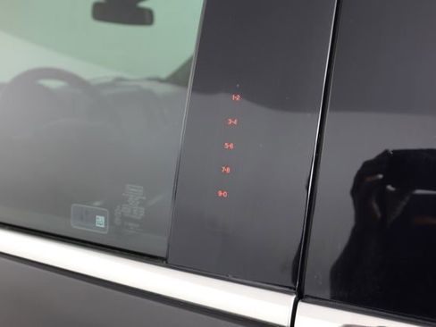 Certified 2020 Ford Expedition Platinum image 28