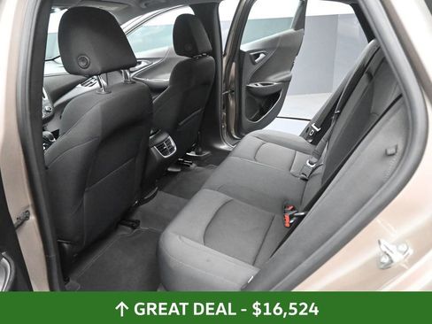 Used 2023 Chevrolet Malibu LT image 28