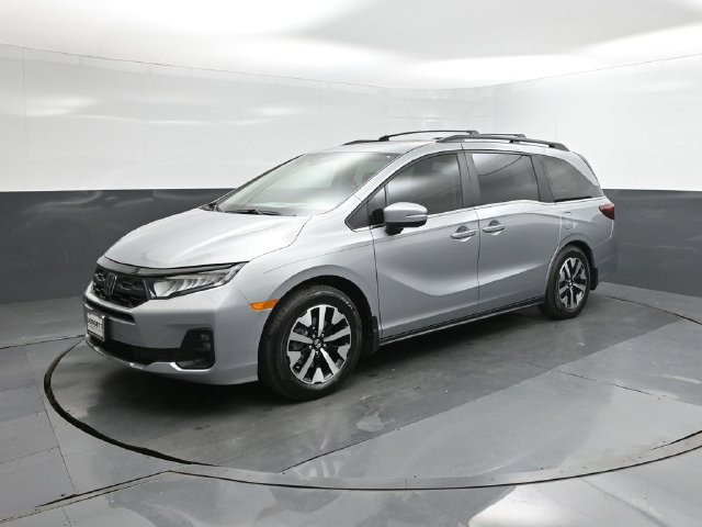 Certified 2026 Honda Odyssey EX-L image 1