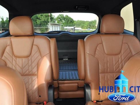 Used 2023 Kia Telluride EX X-Line image 22