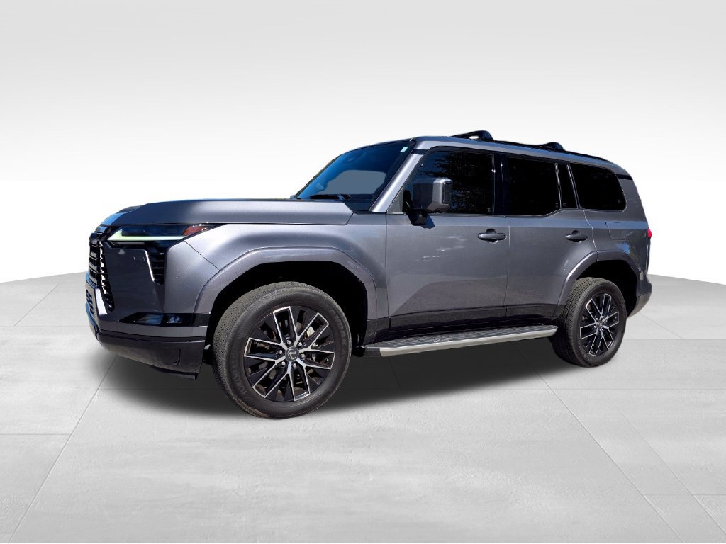 Used 2024 Lexus GX 550 AWD/4WD image 2