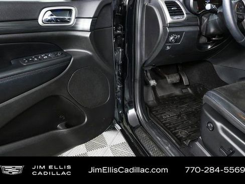 Used 2019 Jeep Grand Cherokee Altitude image 8