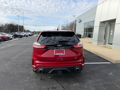 Certified 2022 Ford Edge ST AWD/4WD image 5