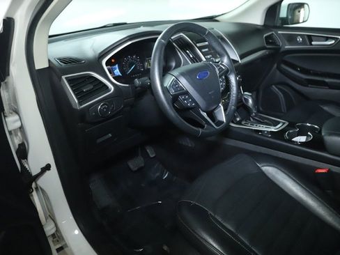 Used 2015 Ford Edge SEL w/ Equipment Group 201A AWD/4WD image 9
