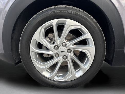 Used 2023 Chevrolet Bolt EUV LT w/ Driver Confidence Package image 31