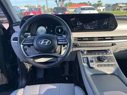 Used 2023 Hyundai Palisade SEL w/ Premium Package AWD/4WD image 16
