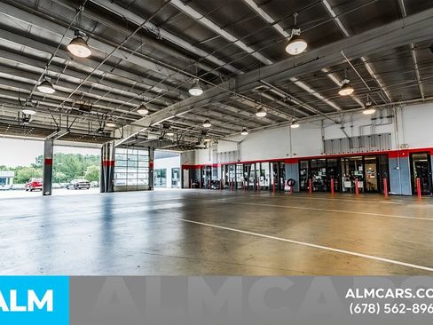 Used 2025 Hyundai Elantra SE image 76