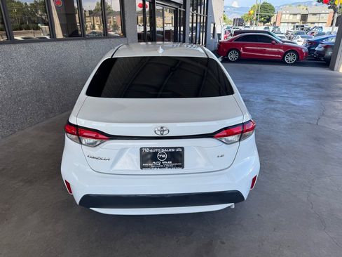 Used 2021 Toyota Corolla LE w/ Carpet Mat Package (TMS) image 32