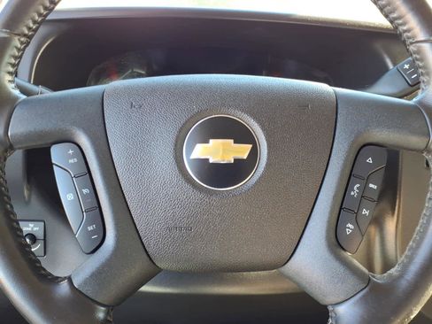 Used 2021 Chevrolet Express 3500 w/ Power Convenience Package image 18