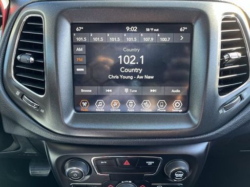Used 2018 Jeep Compass Trailhawk w/ Cold Weather Group AWD/4WD image 13