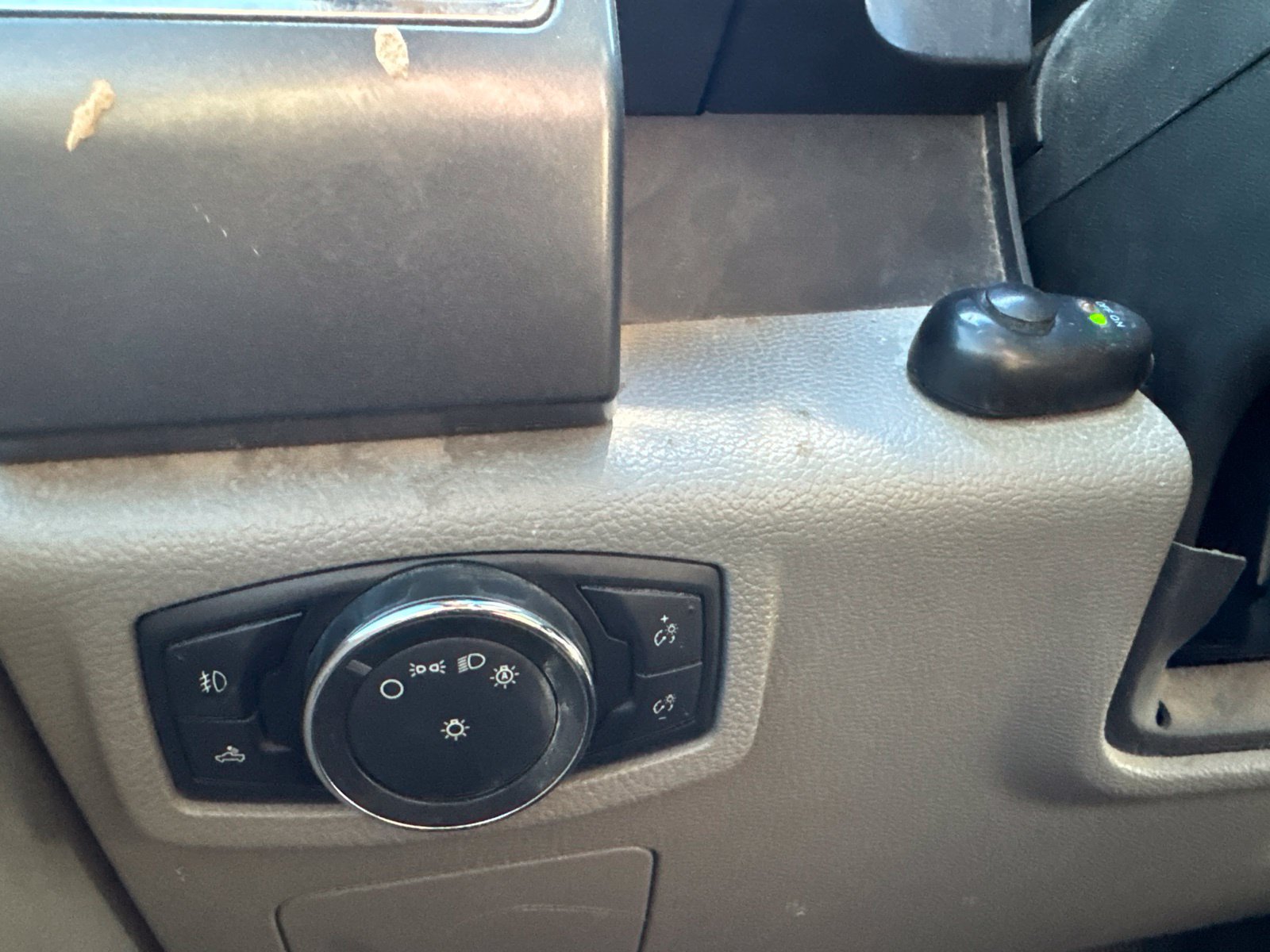 Used 2016 Ford F150 XLT AWD/4WD image 17
